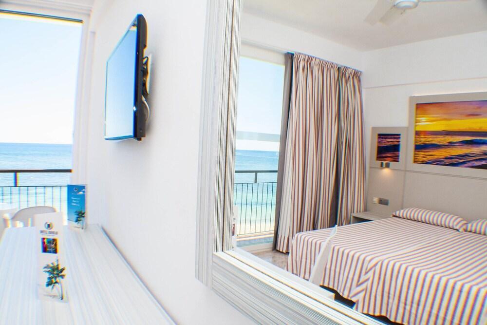 Hotel Riomar, Ibiza, A Tribute Portfolio Hotel Santa Eularia des Riu Zewnętrze zdjęcie